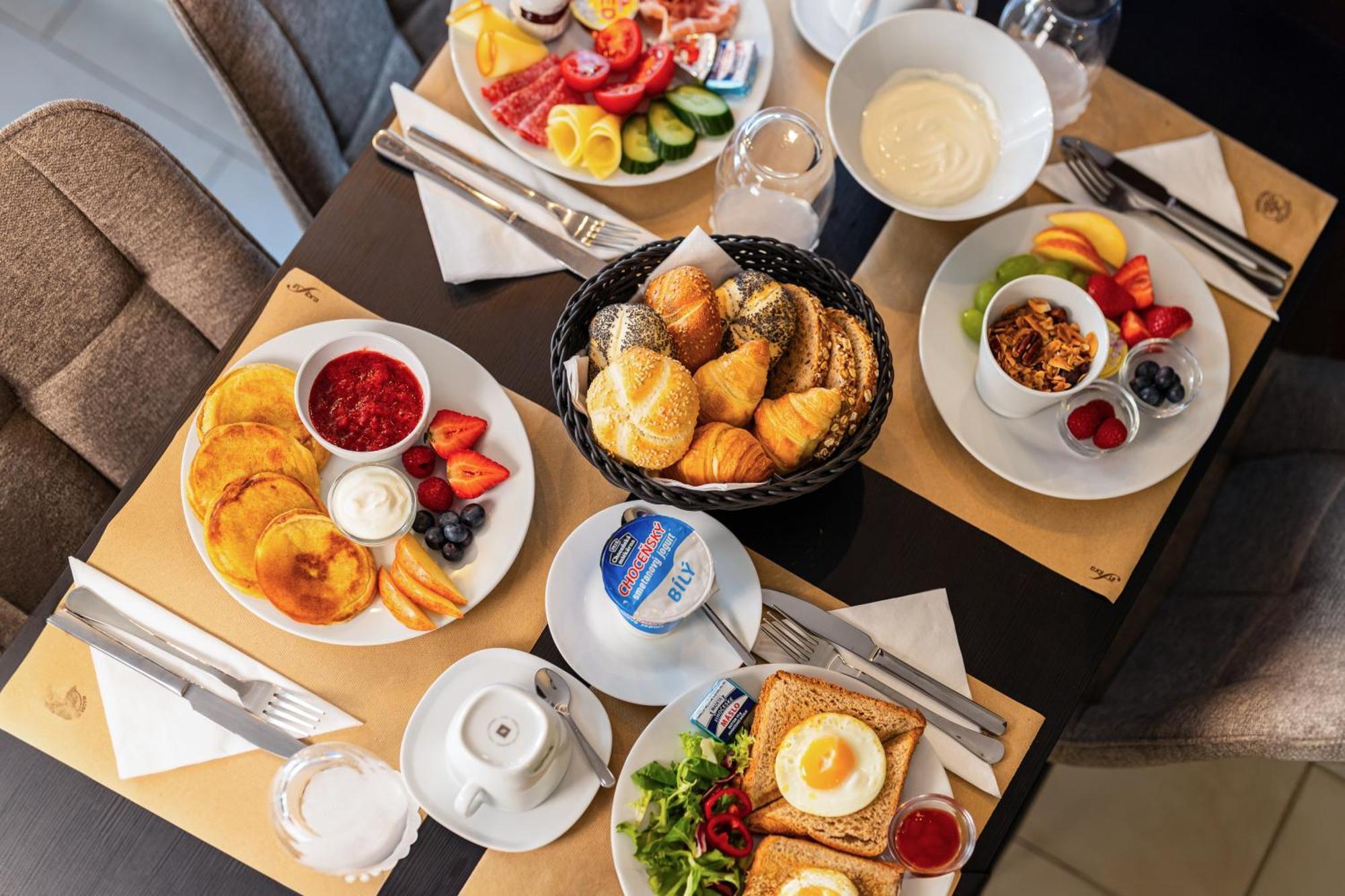 A1 Royal Plaza 호텔 프라하 외부 사진